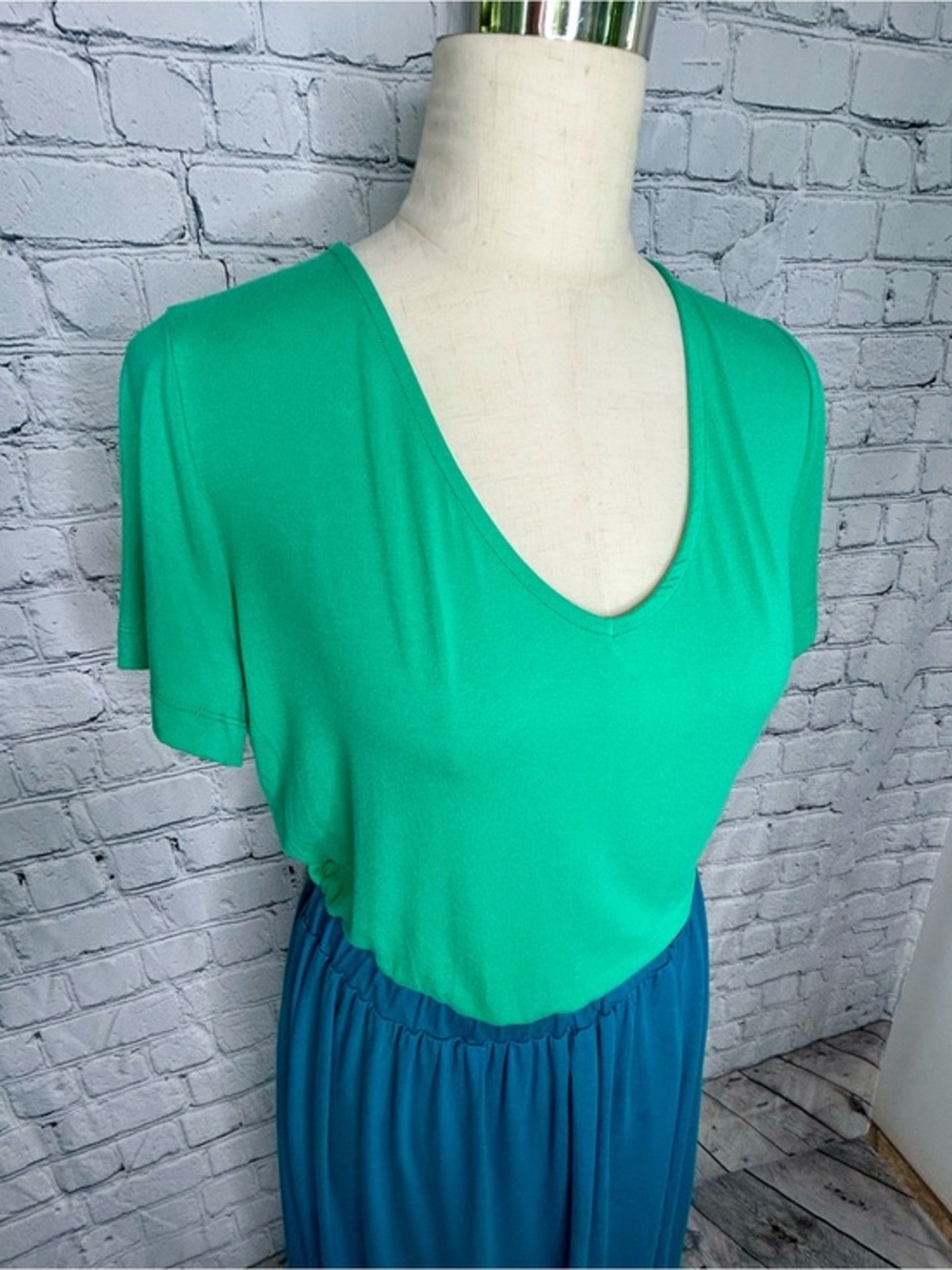 Isaac Mizrah Colorblock Maxi Dress Green Teal Short Sleeve V Neck Medium - Picture 2 of 7